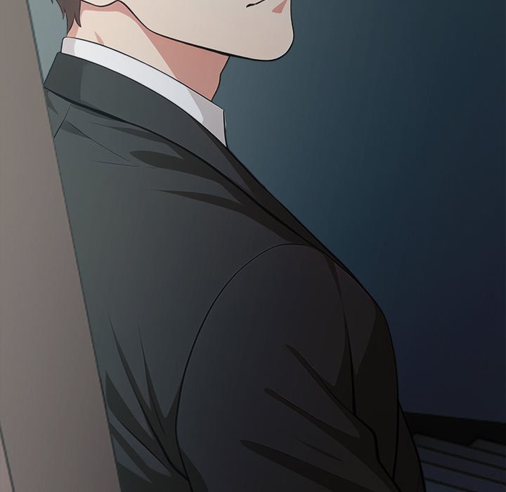 Under Her Desk Chapter 11 - Manhwa18.com
