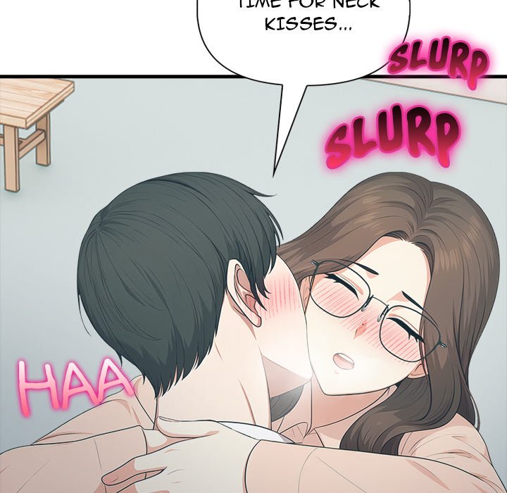 Under Her Desk Chapter 11 - Manhwa18.com