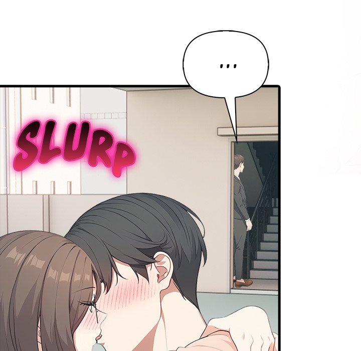 Under Her Desk Chapter 11 - Manhwa18.com