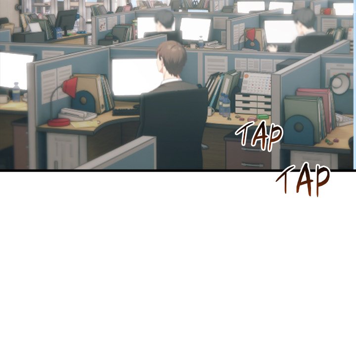Under Her Desk Chapter 11 - Manhwa18.com