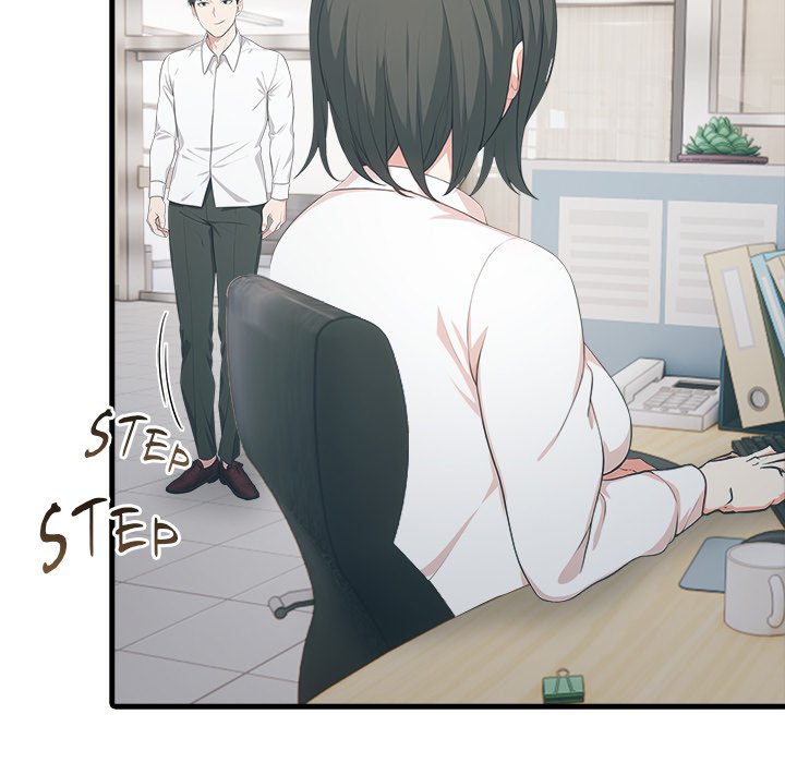 Under Her Desk Chapter 11 - Manhwa18.com