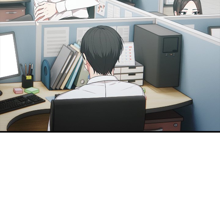 Under Her Desk Chapter 11 - Manhwa18.com