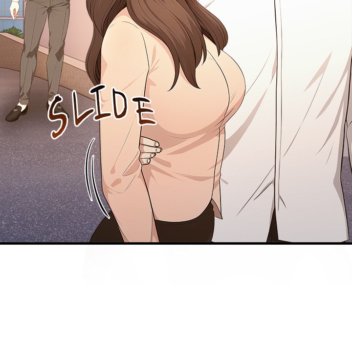 Under Her Desk Chapter 11 - Manhwa18.com