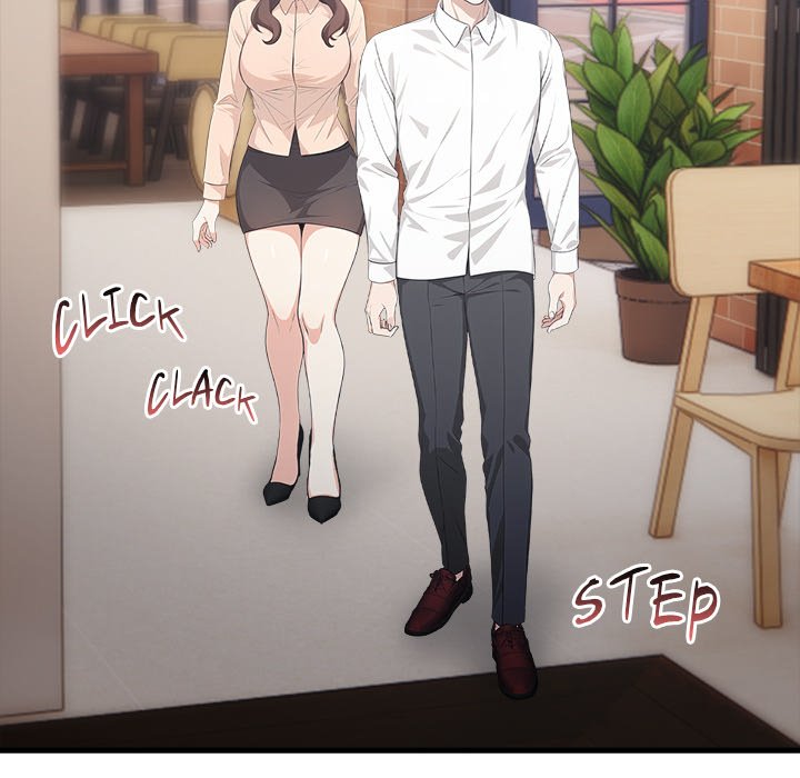 Under Her Desk Chapter 13 - Manhwa18.com
