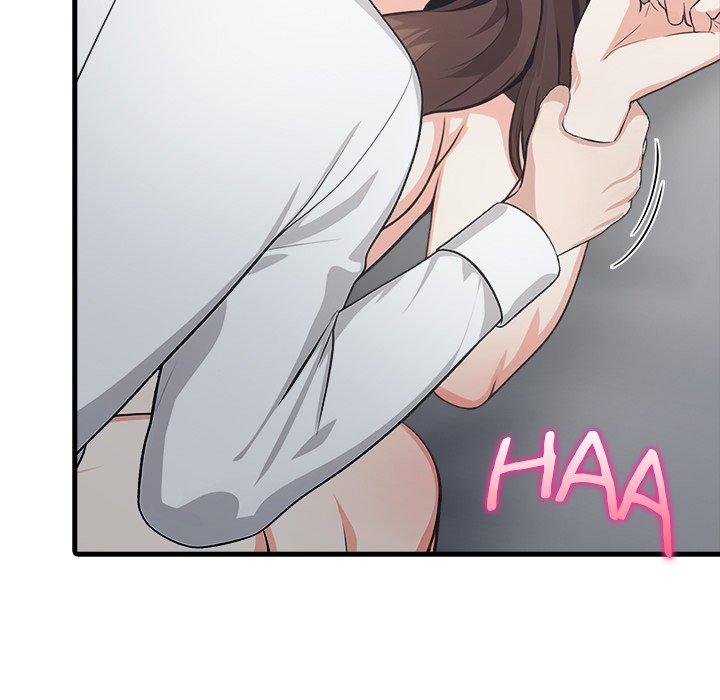 Under Her Desk Chapter 13 - Manhwa18.com