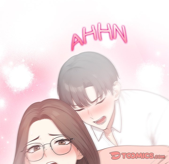 Under Her Desk Chapter 13 - Manhwa18.com