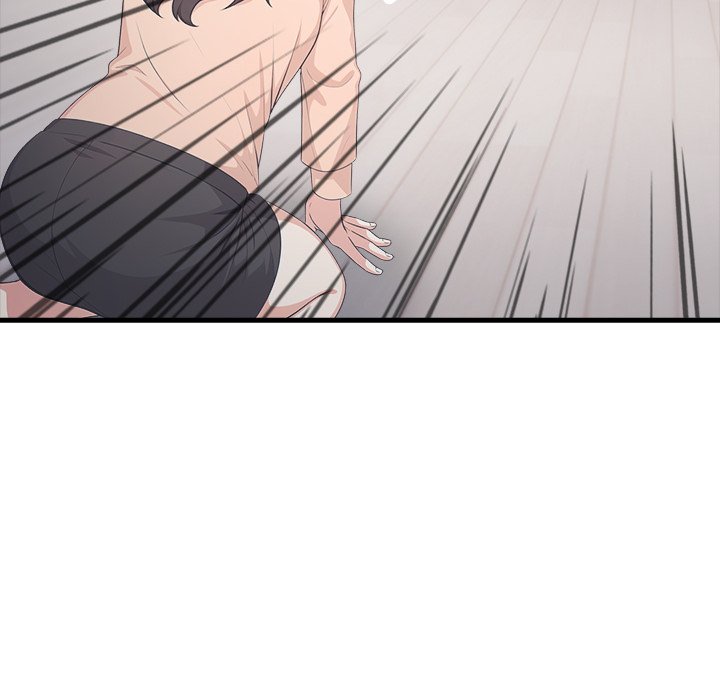 Under Her Desk Chapter 16 - Manhwa18.com