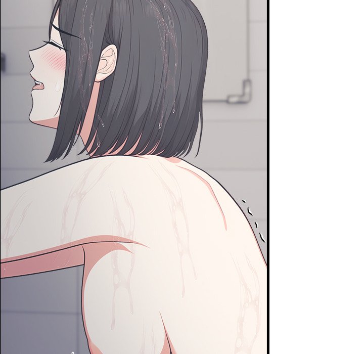 Under Her Desk Chapter 17 - Manhwa18.com