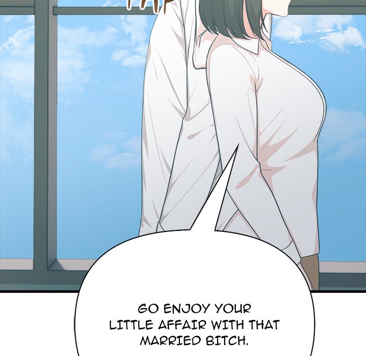 Under Her Desk Chapter 17 - Manhwa18.com
