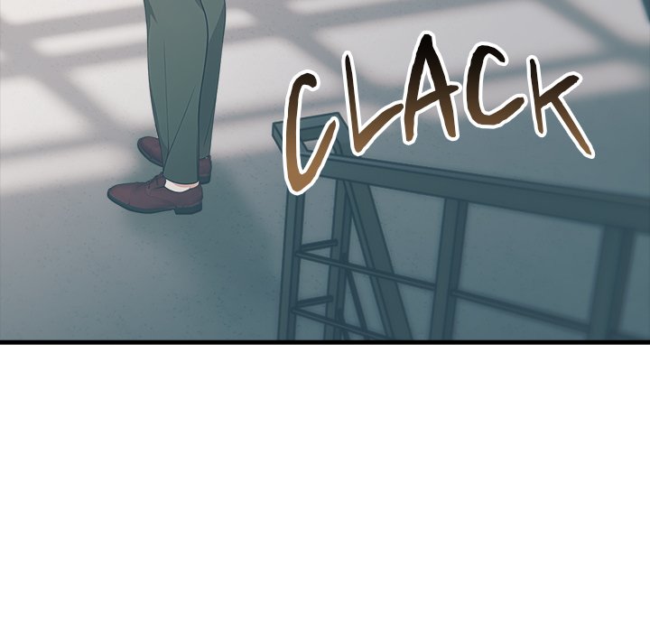 Under Her Desk Chapter 17 - Manhwa18.com