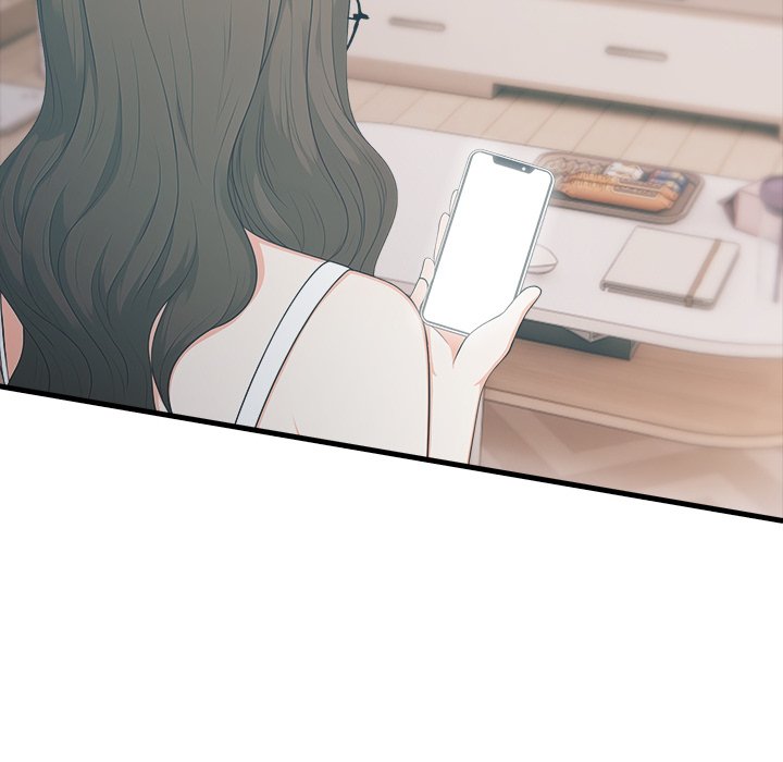 Under Her Desk Chapter 17 - Manhwa18.com