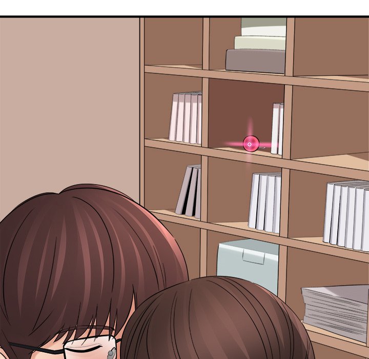 With Chloe Chapter 35 - Manhwa18.com