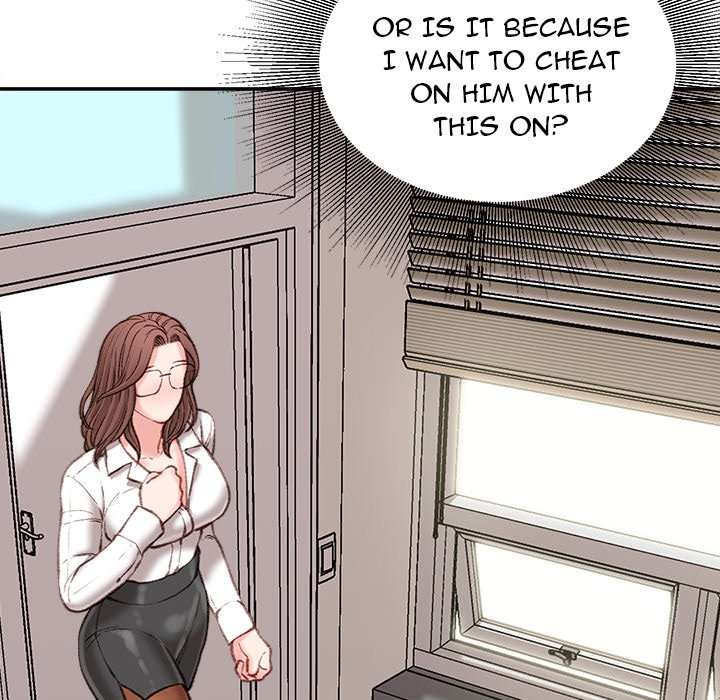 Distractions Chapter 13 - Manhwa18.com