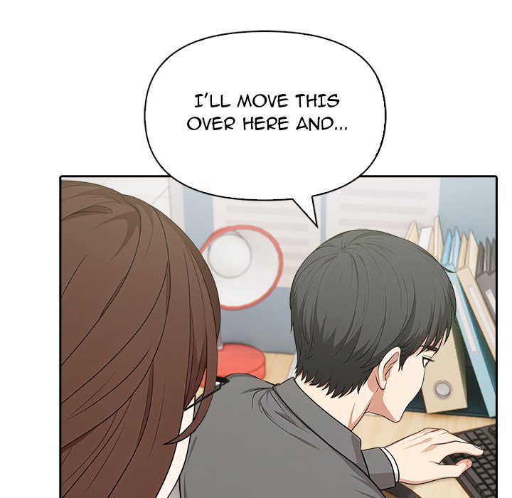 Under Her Desk Chapter 1 - Manhwa18.com