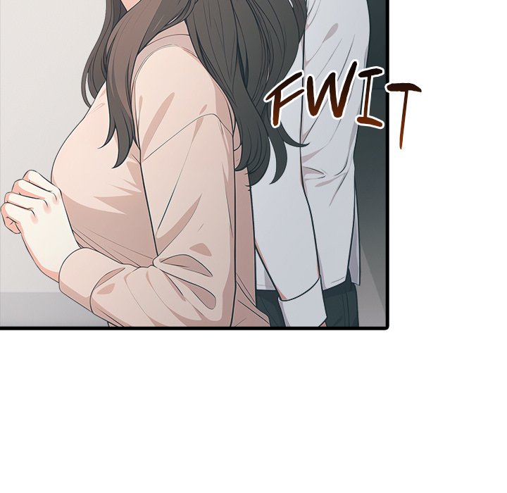 Under Her Desk Chapter 10 - Manhwa18.com