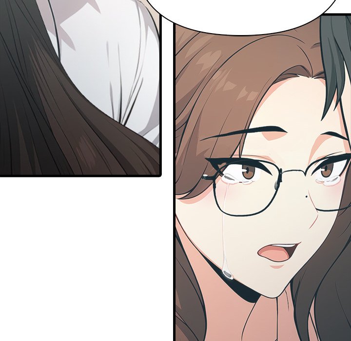 Under Her Desk Chapter 10 - Manhwa18.com