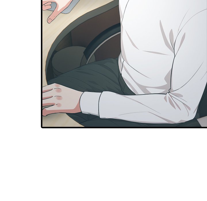 Under Her Desk Chapter 10 - Manhwa18.com