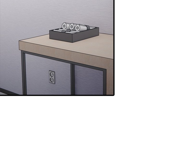 Under Her Desk Chapter 14 - Manhwa18.com