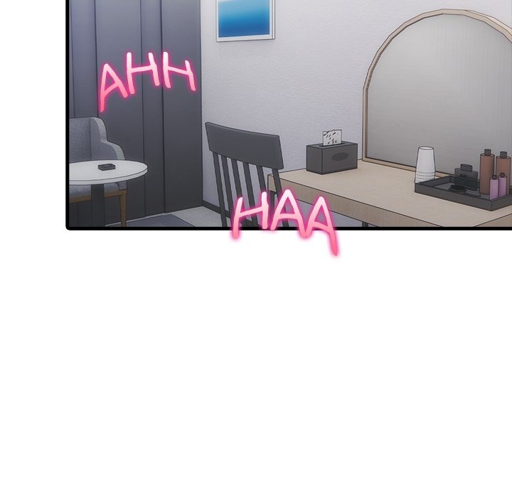 Under Her Desk Chapter 14 - Manhwa18.com