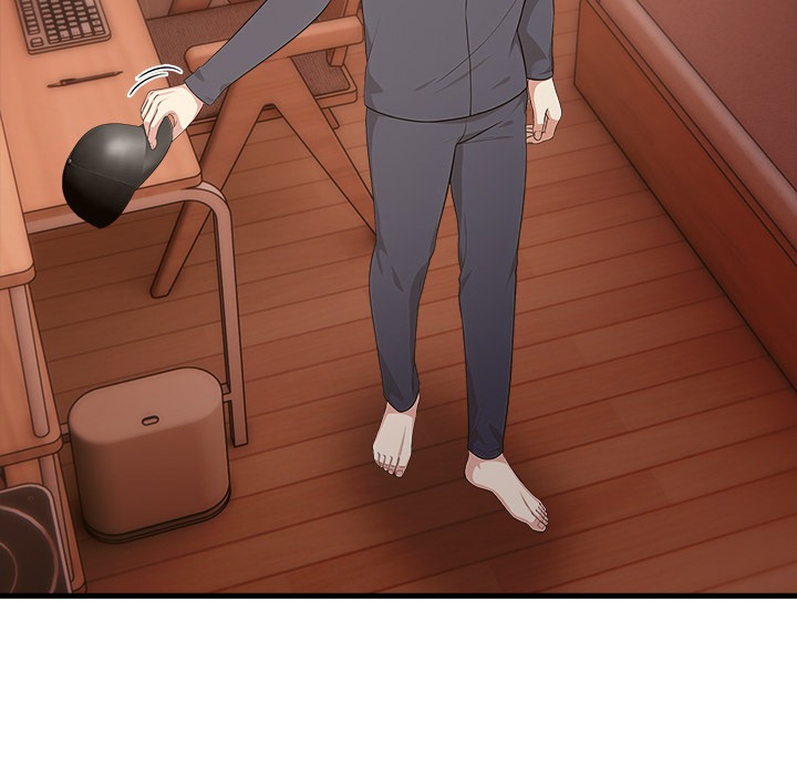 Under Her Desk Chapter 20 - Manhwa18.com