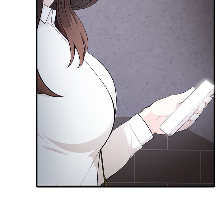 Under Her Desk Chapter 3 - Manhwa18.com