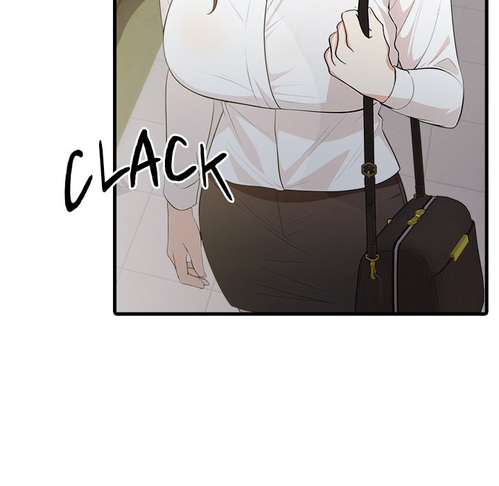 Under Her Desk Chapter 3 - Manhwa18.com