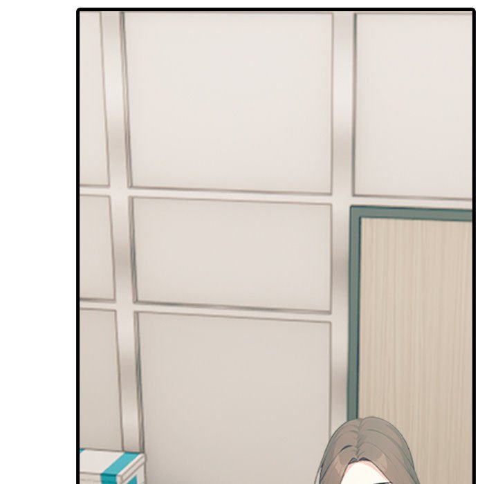 Under Her Desk Chapter 4 - Manhwa18.com