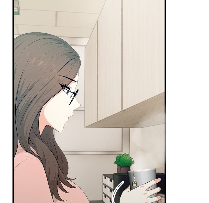 Under Her Desk Chapter 4 - Manhwa18.com