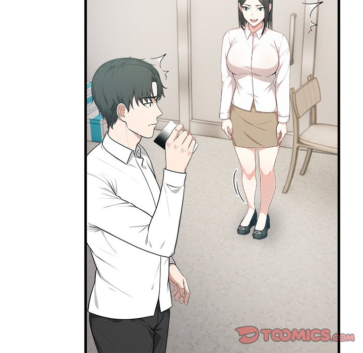 Under Her Desk Chapter 5 - Manhwa18.com