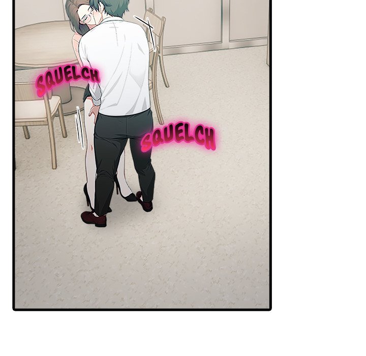 Under Her Desk Chapter 5 - Manhwa18.com