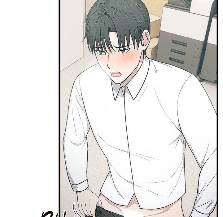 Under Her Desk Chapter 5 - Manhwa18.com