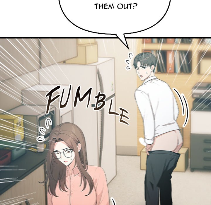 Under Her Desk Chapter 5 - Manhwa18.com