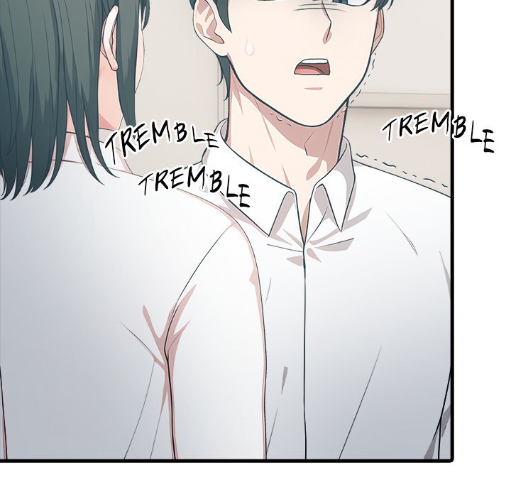 Under Her Desk Chapter 6 - Manhwa18.com