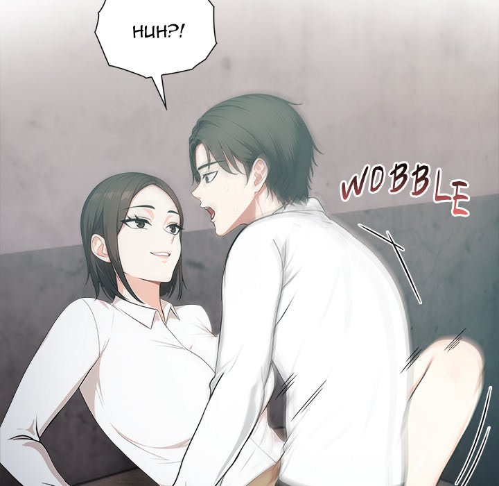 Under Her Desk Chapter 6 - Manhwa18.com