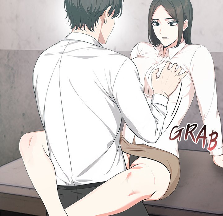 Under Her Desk Chapter 6 - Manhwa18.com