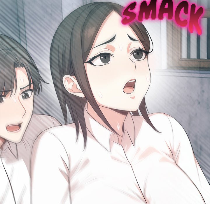 Under Her Desk Chapter 6 - Manhwa18.com