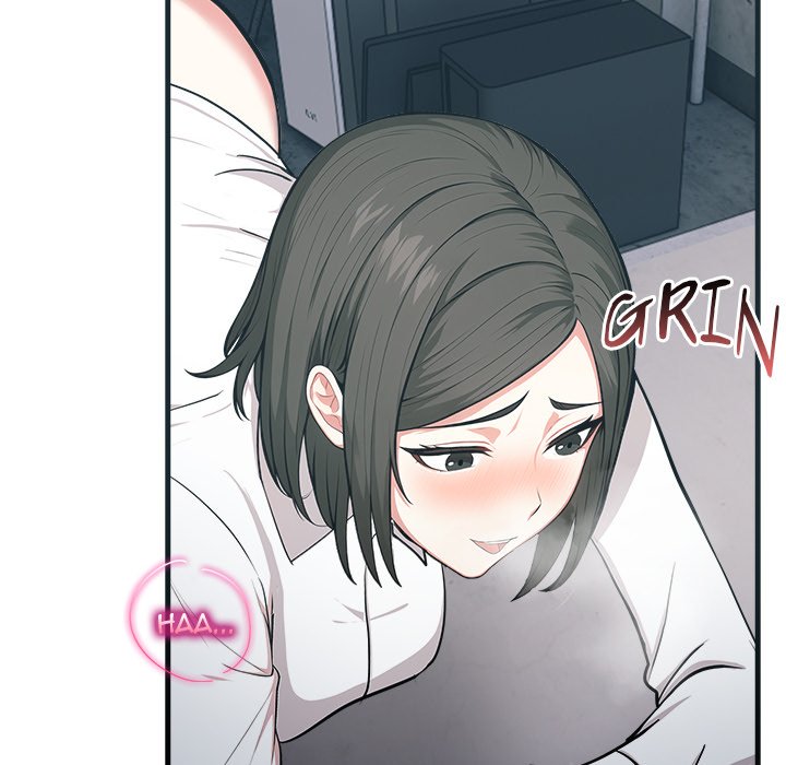 Under Her Desk Chapter 7 - Manhwa18.com